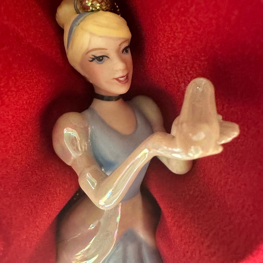Lenox Cinderella Figurine Ornament with the lost slipper